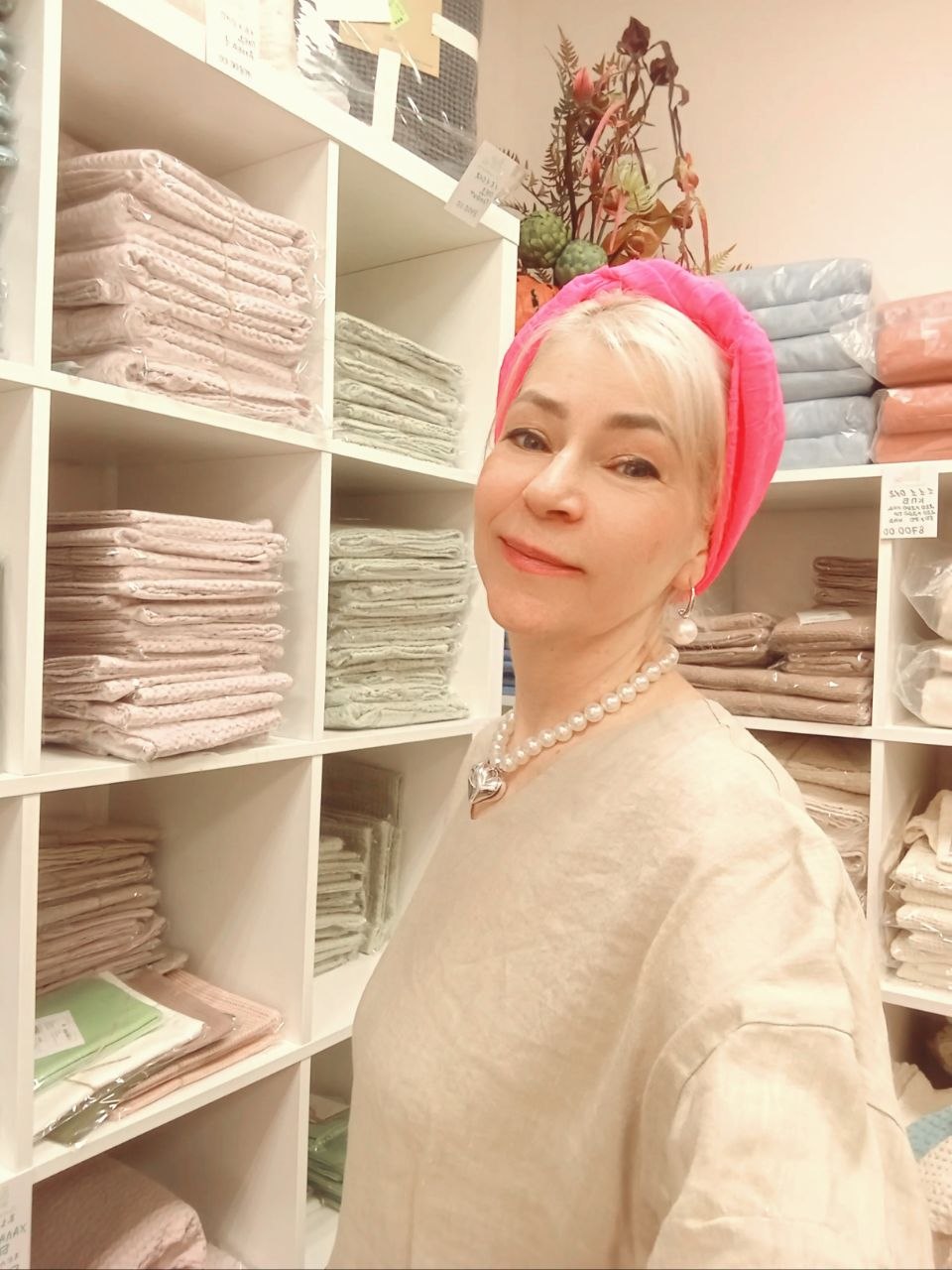 Татьяна Чистякова в шоуруме «Льняной путь»