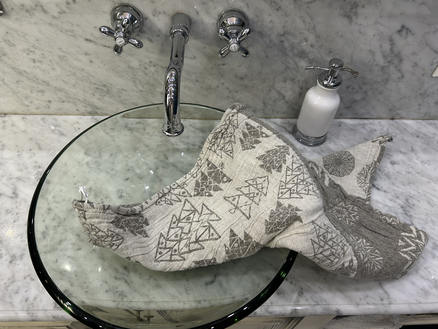 Льняное банное полотенце «Ёлки 1»